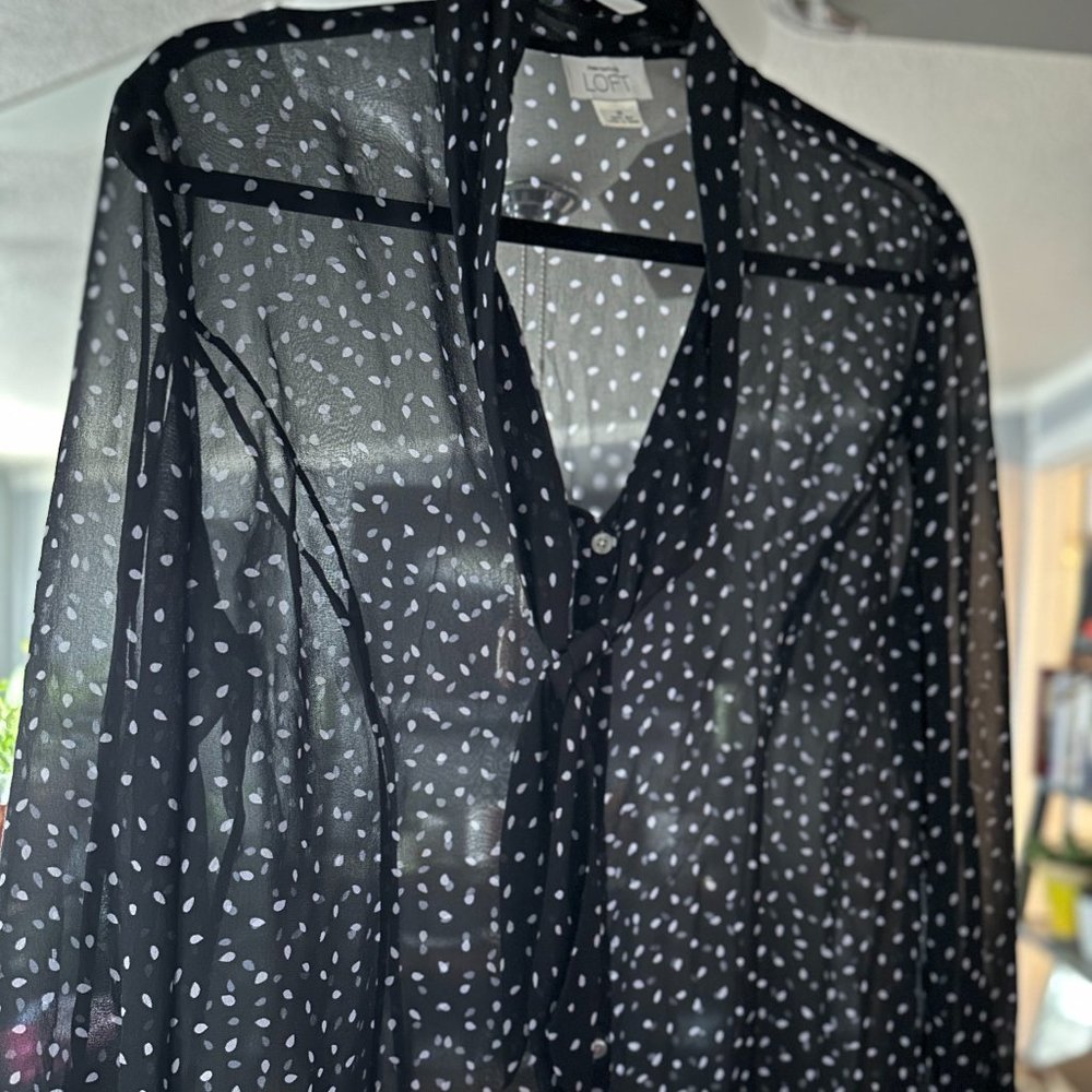 ANN TAYLOR LOFT Blouse Size 10